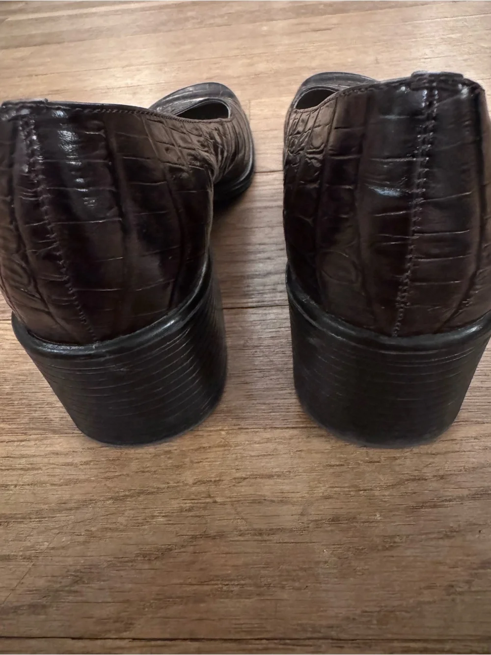 Chadwick's Women's Brown Croc Embossed Leather Block Heel Pumps - Size 8.5  b2